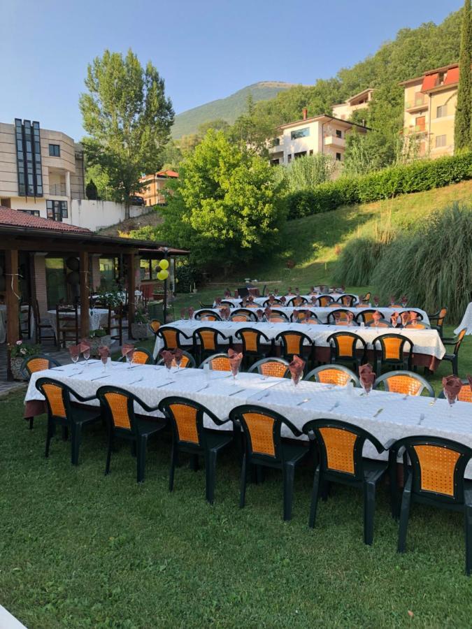 Hotel River Civitella Roveto Eksteriør billede